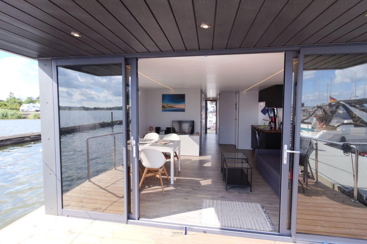 Отель Hausboot Fjord Nordstern Mit Dachterrasse In Шлезвиг Экстерьер фото